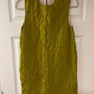 Women’s Elegant Olive Green Sleeveless Dress